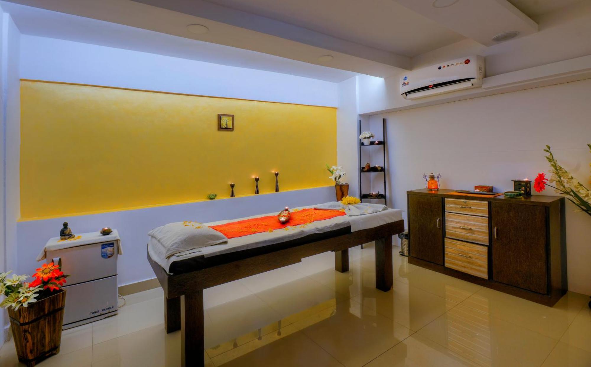 Treehouse Neptune Panaji Exterior foto
