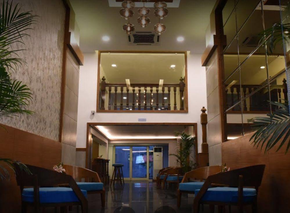 Treehouse Neptune Panaji Exterior foto